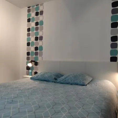 De L'isle Centre-ville - Wifi Fibre - Netflix, Disney, Amazon - Sejours Pro * Chateau-Thierry